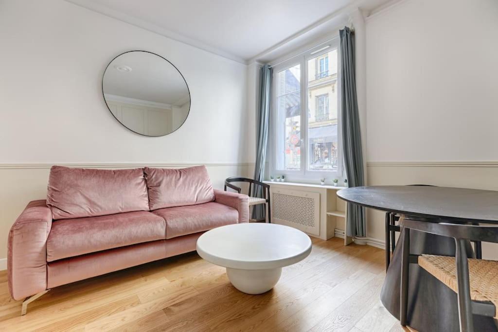 Mykeypers - Design & Cosy Flat 2br Center - Moulin Rouge * Parijs