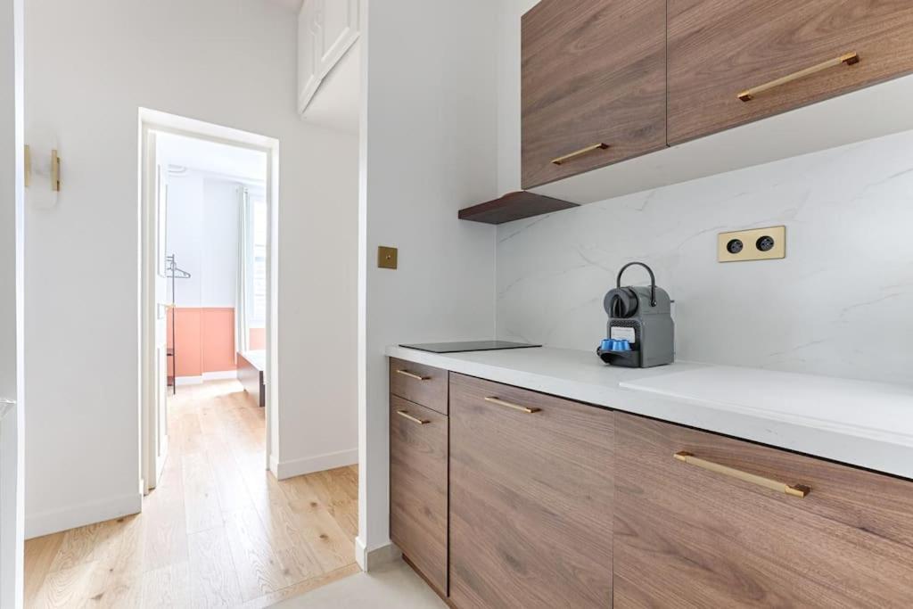 Mykeypers - Design & Cosy Flat 2br Center - Moulin Rouge Parijs