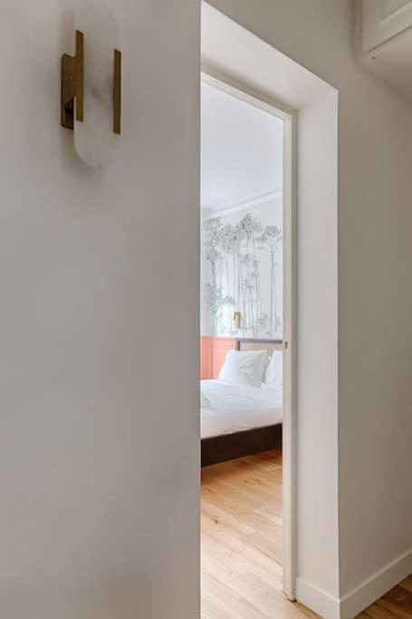 Appartement Mykeypers - Design & Cosy Flat 2br Center - Moulin Rouge Paris