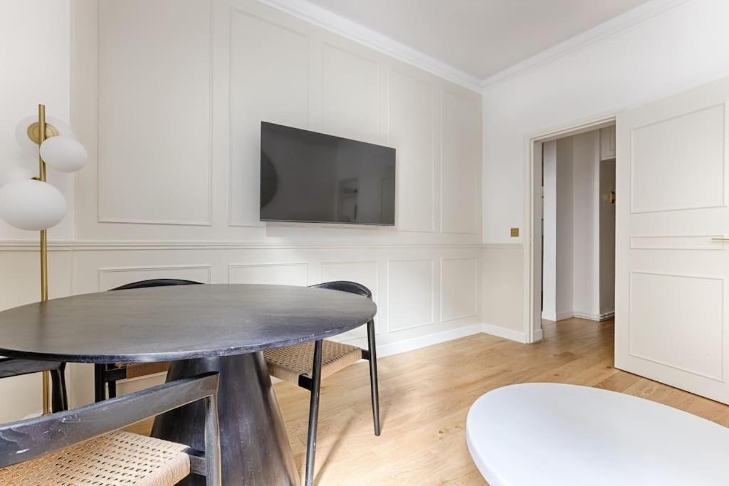 Appartement Mykeypers - Design & Cosy Flat 2br Center - Moulin Rouge *