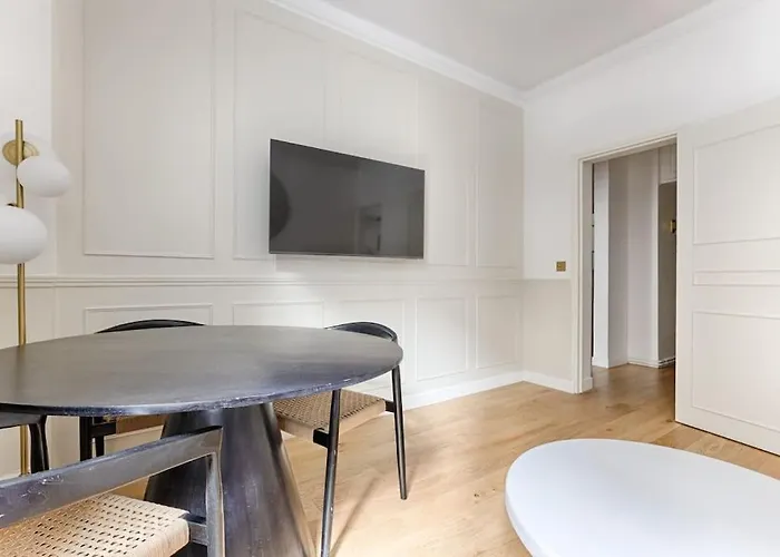 Mykeypers - Design & Cosy Flat 2Br Center Paris - Moulin Rouge