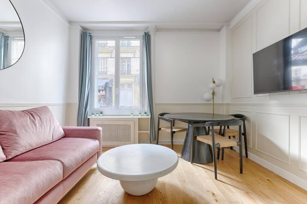 Mykeypers - Design & Cosy Flat 2br Center - Moulin Rouge * Paris